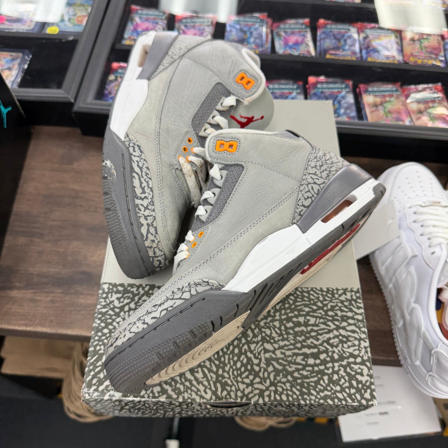 Cool Grey Jordan 3 Retro (USED)