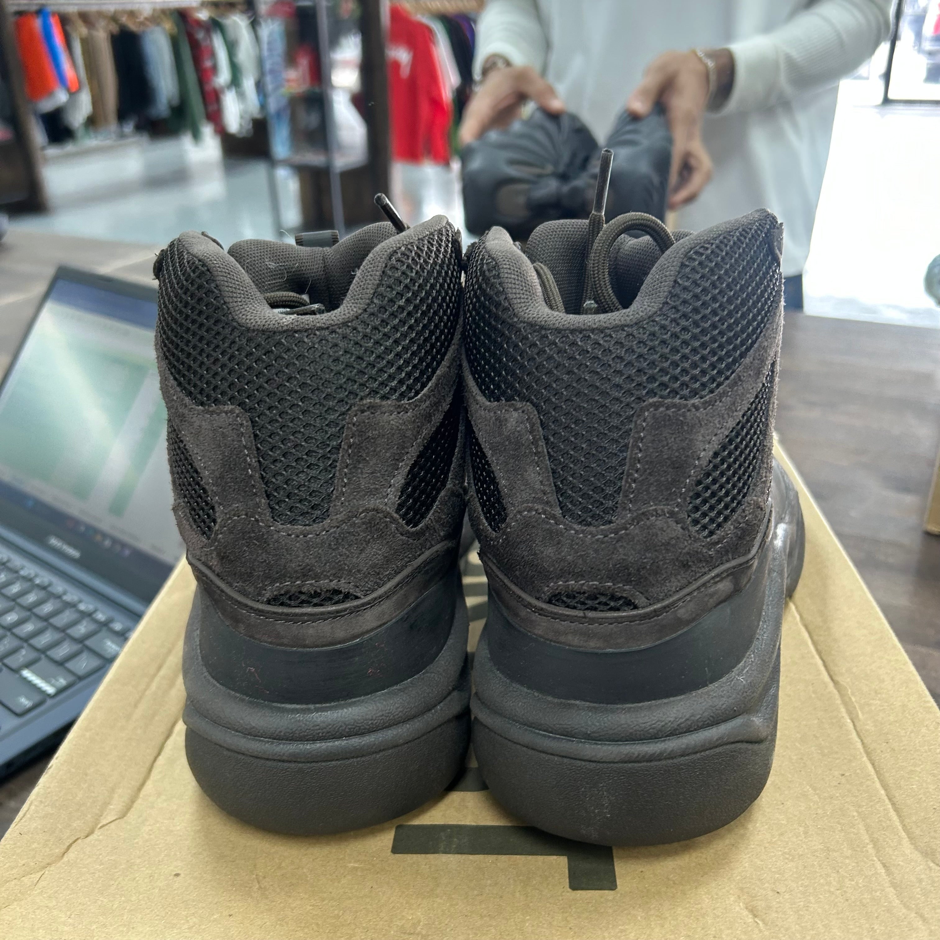 adidas Yeezy Desert Boot Oil (US 7.5) (Lightly Worn) Size 7.5 (Pre-Owned) - Image 4