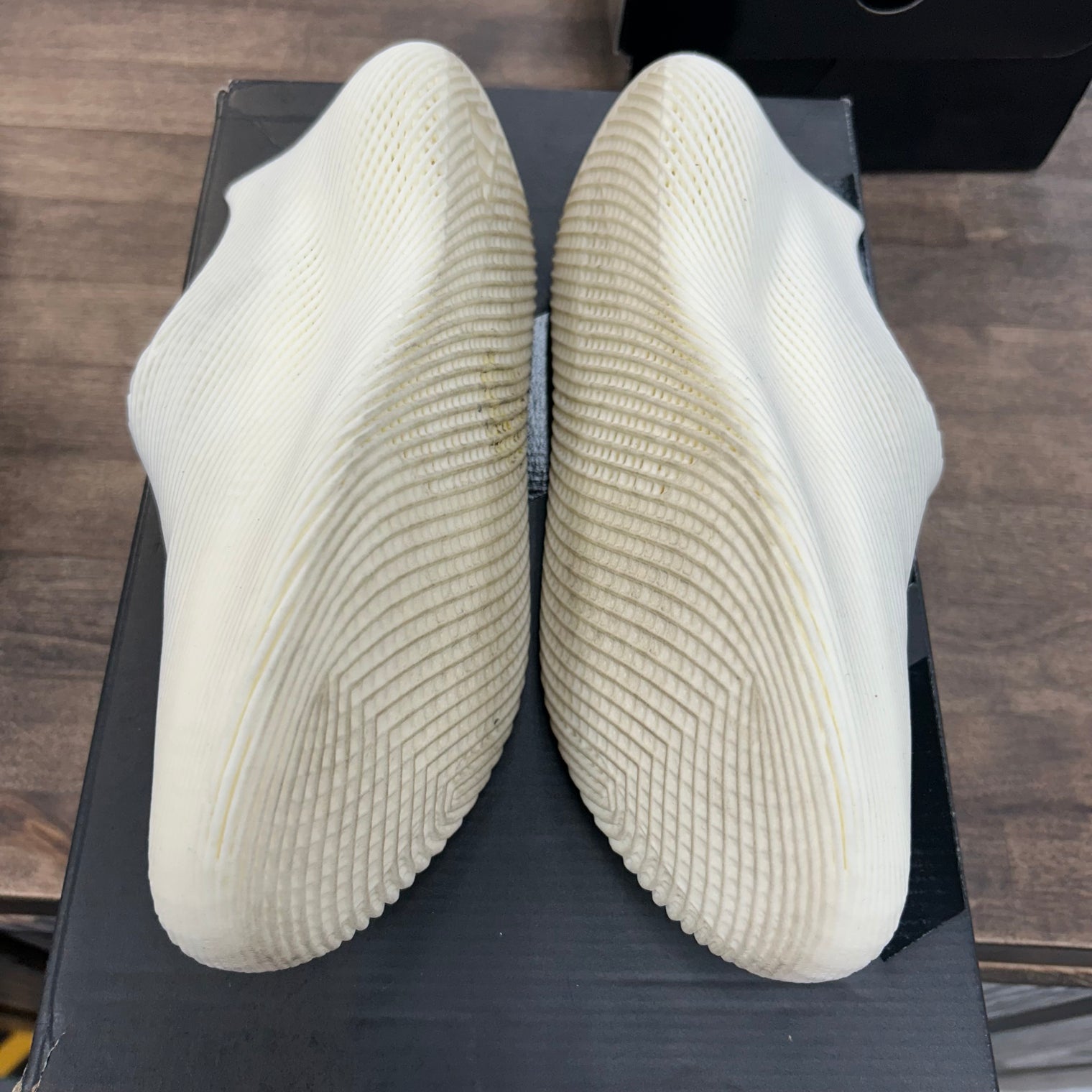 Adidas Climacool Offwhite (USED)