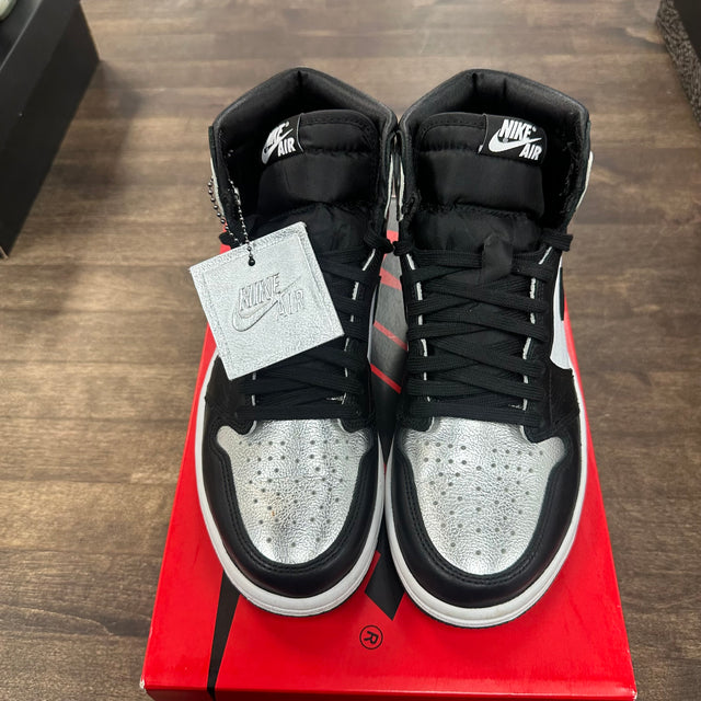 (W) Silver Toe Jordan 1 High (USED)