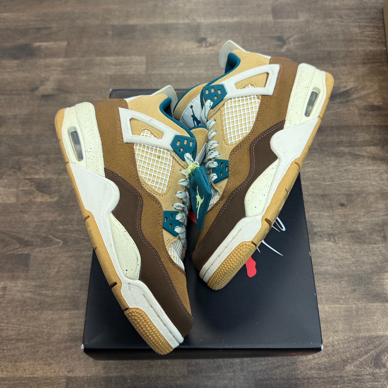 Cacao Wow Jordan 4 Retro (GS) (USED)