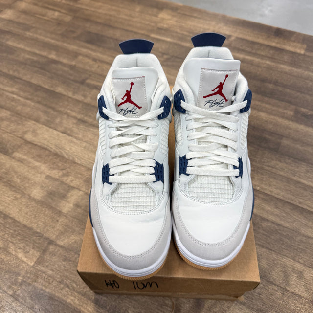 Navy Jordan 4 Retro SB (USED, No Box)