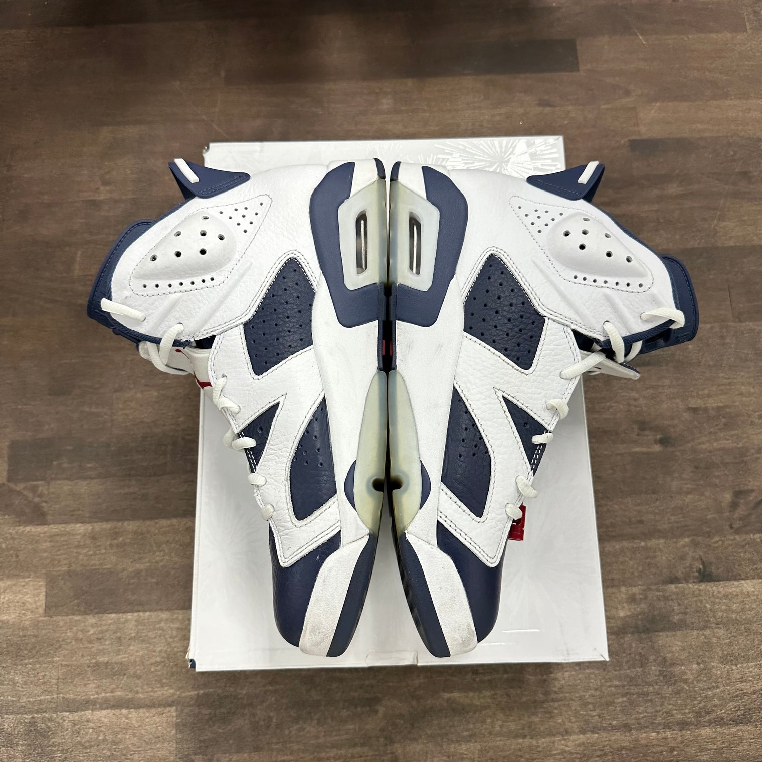 Jordan 6 Retro Olympic (2024) (US 9.5) (USED)