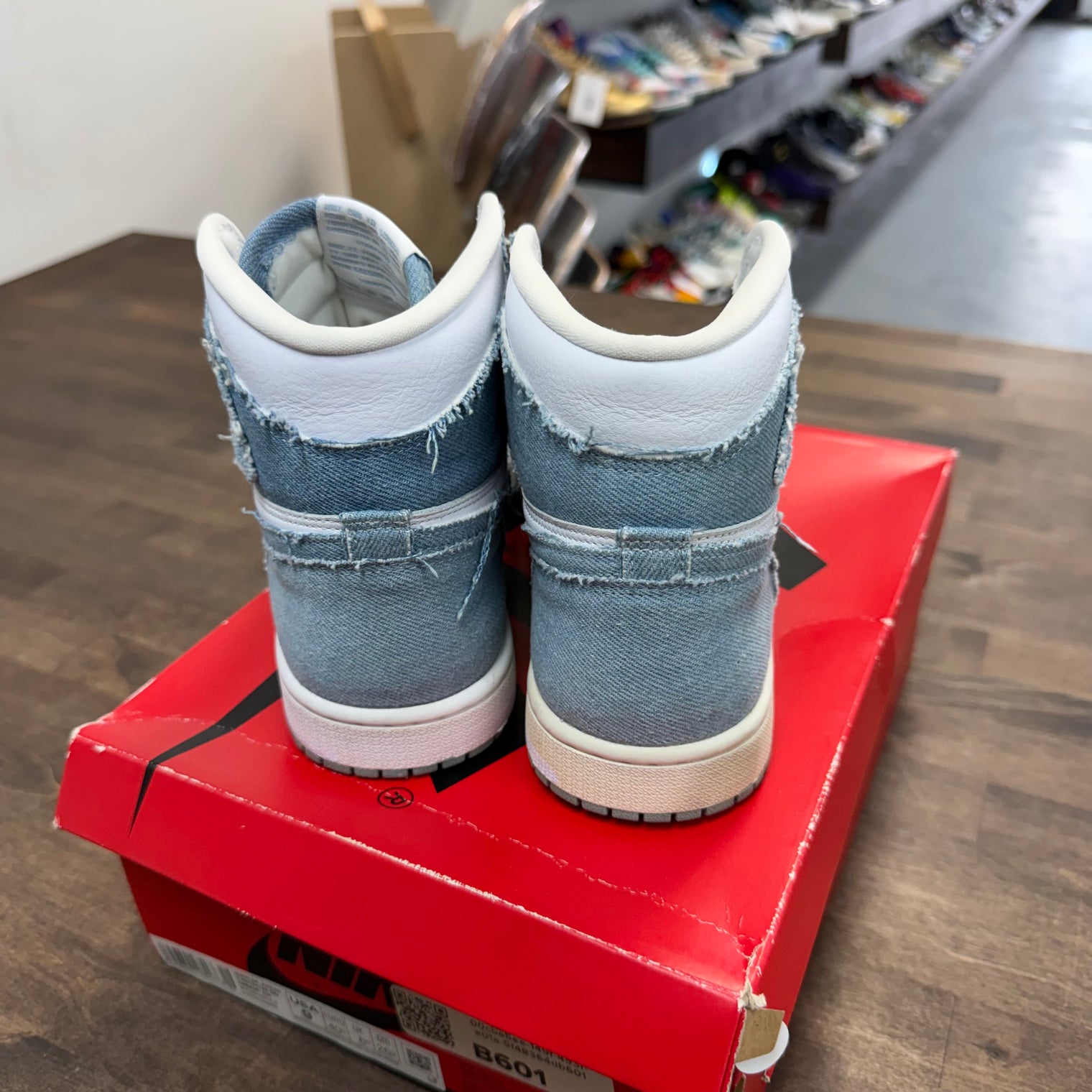 Denim Jordan 1 High (W) (USED)