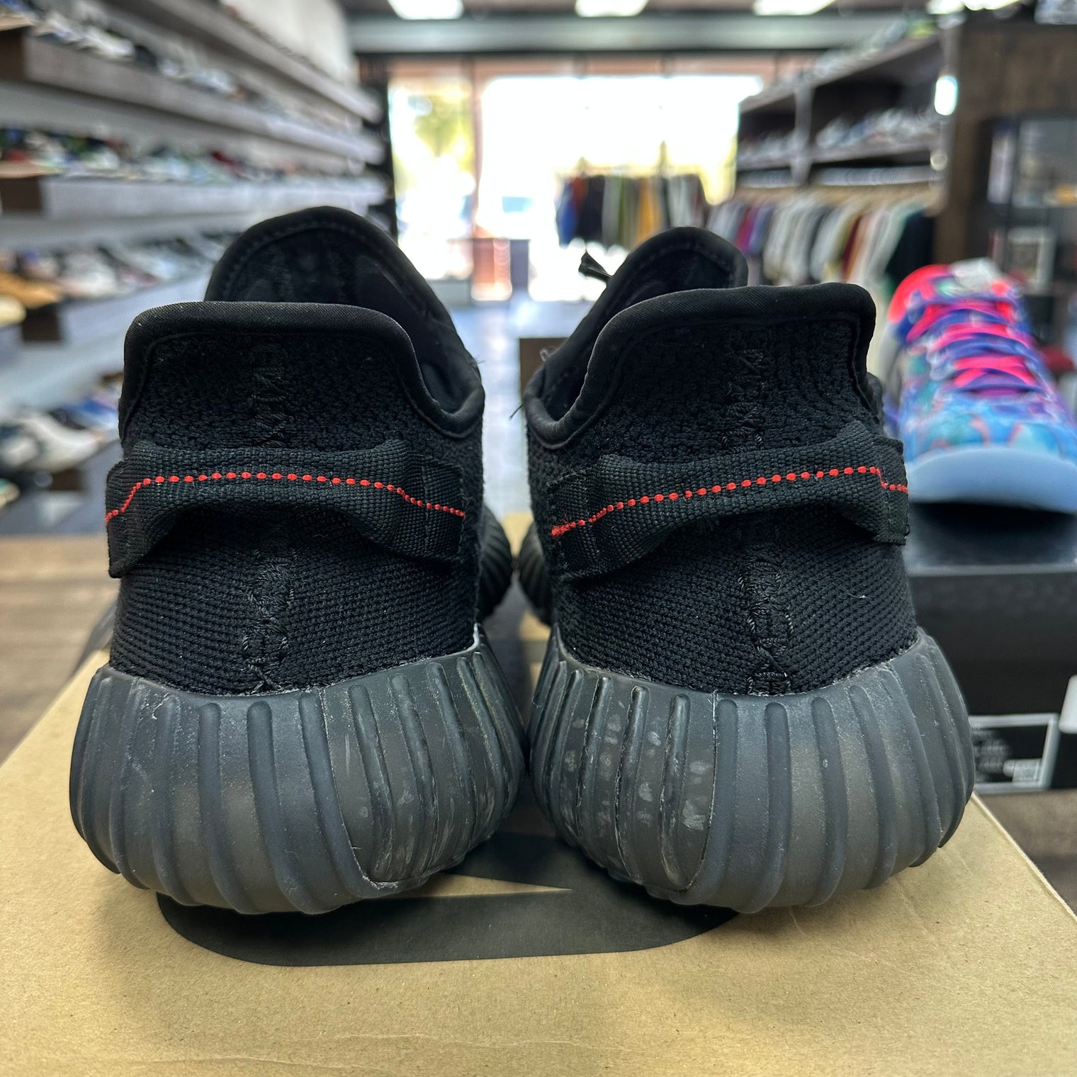 Bred Yeezy 350 (USED)