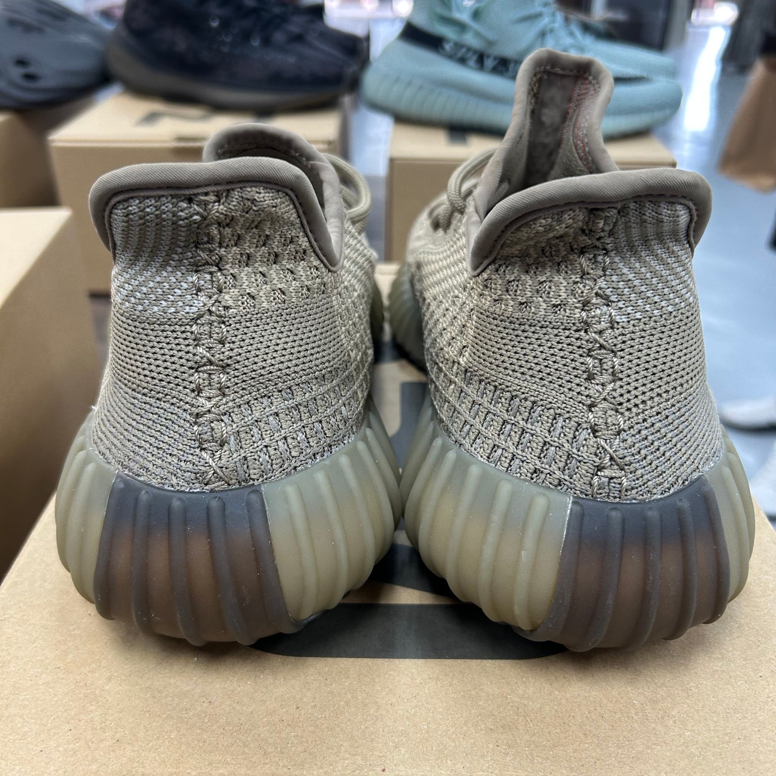 Yeezy Boost 350 V2 Sand Taupe (USED)