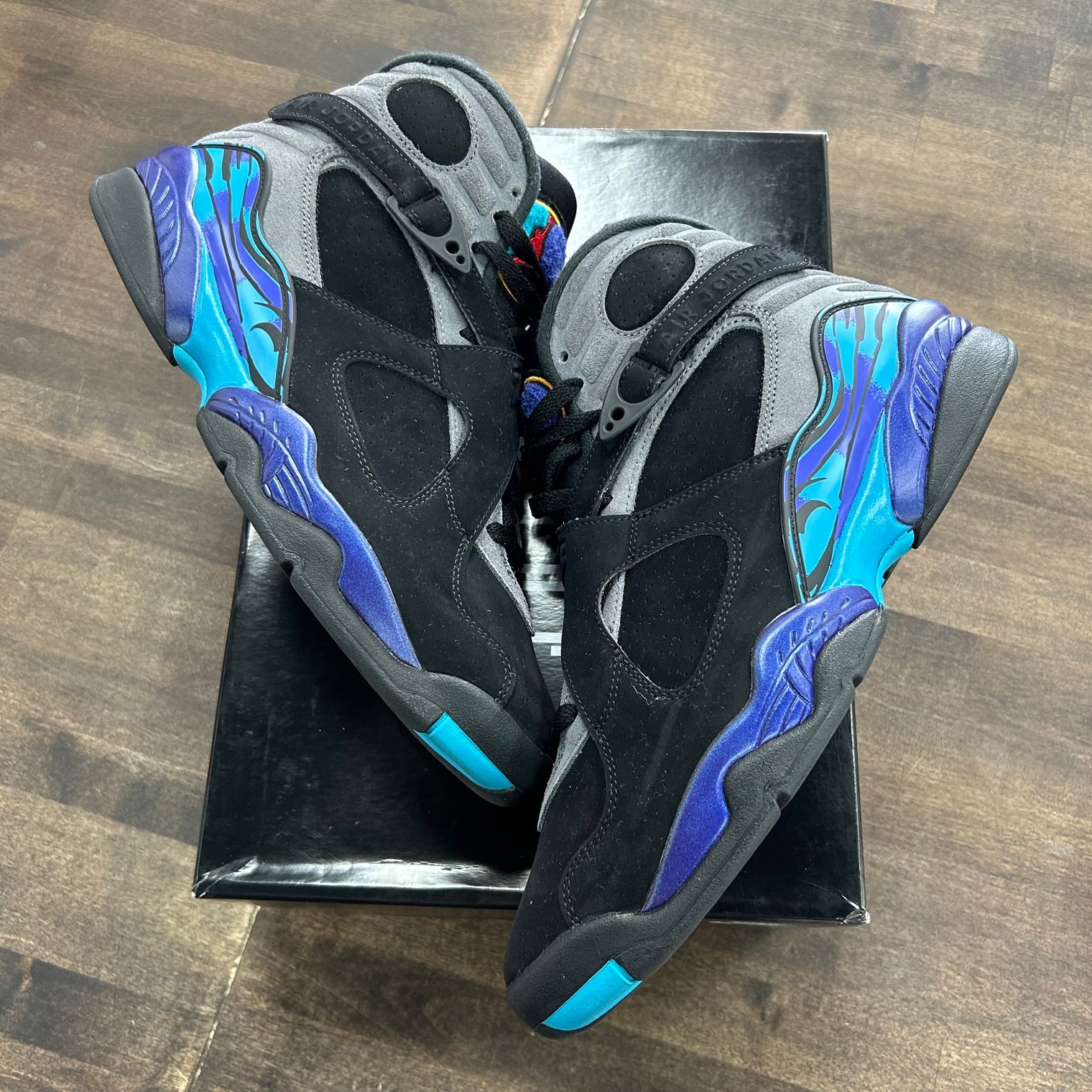 Aqua Jordan 8 (2025) (USED)