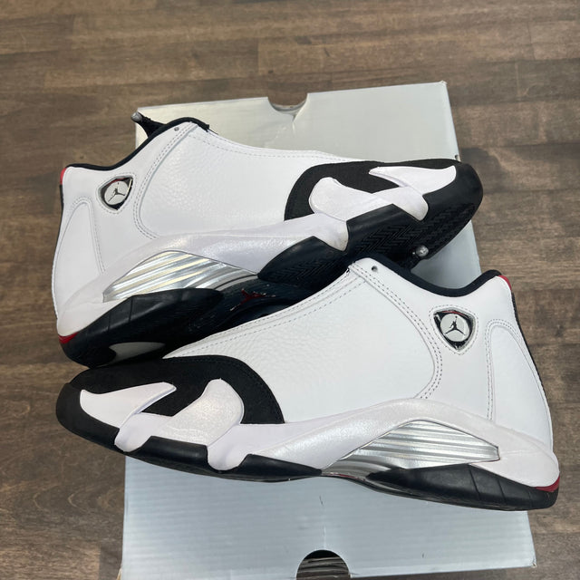 Black Toe Jordan 14 (USED)