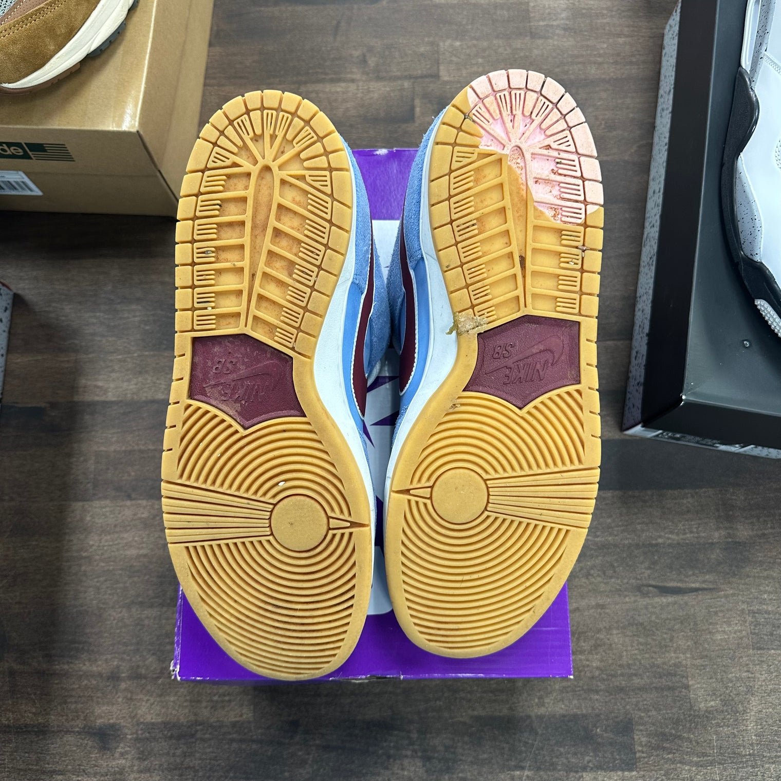 Philadelphia Phillies Nike SB Dunk Low (USED)