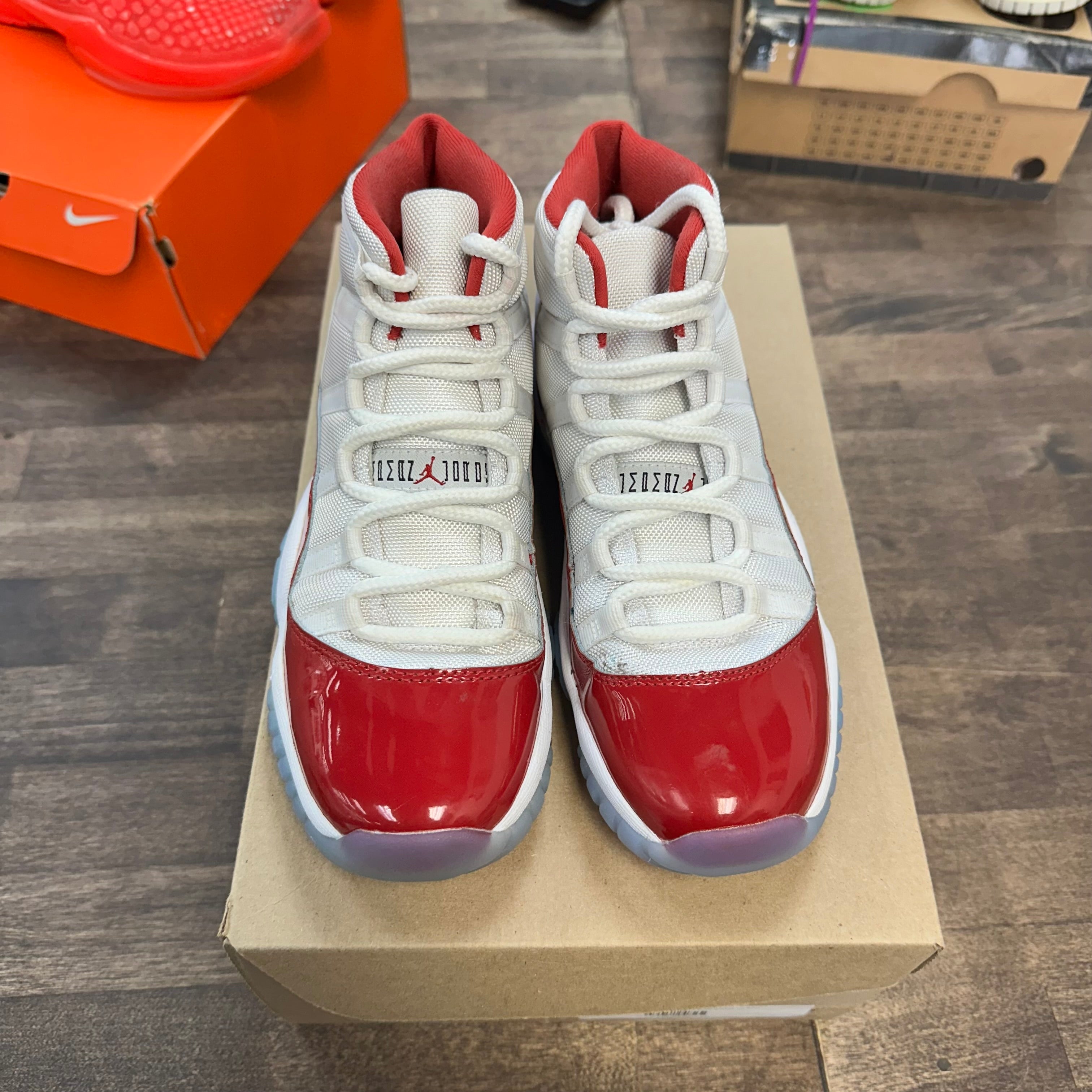Jordan Cherry Jordan 11 Retro (GS) (USED,No Box) Size 6Y (Pre-Owned) - Image 2