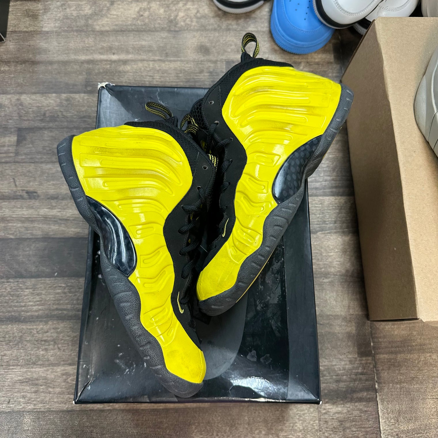 Nike Air Foamposite One Wu-Tang (US 6Y) (USED)