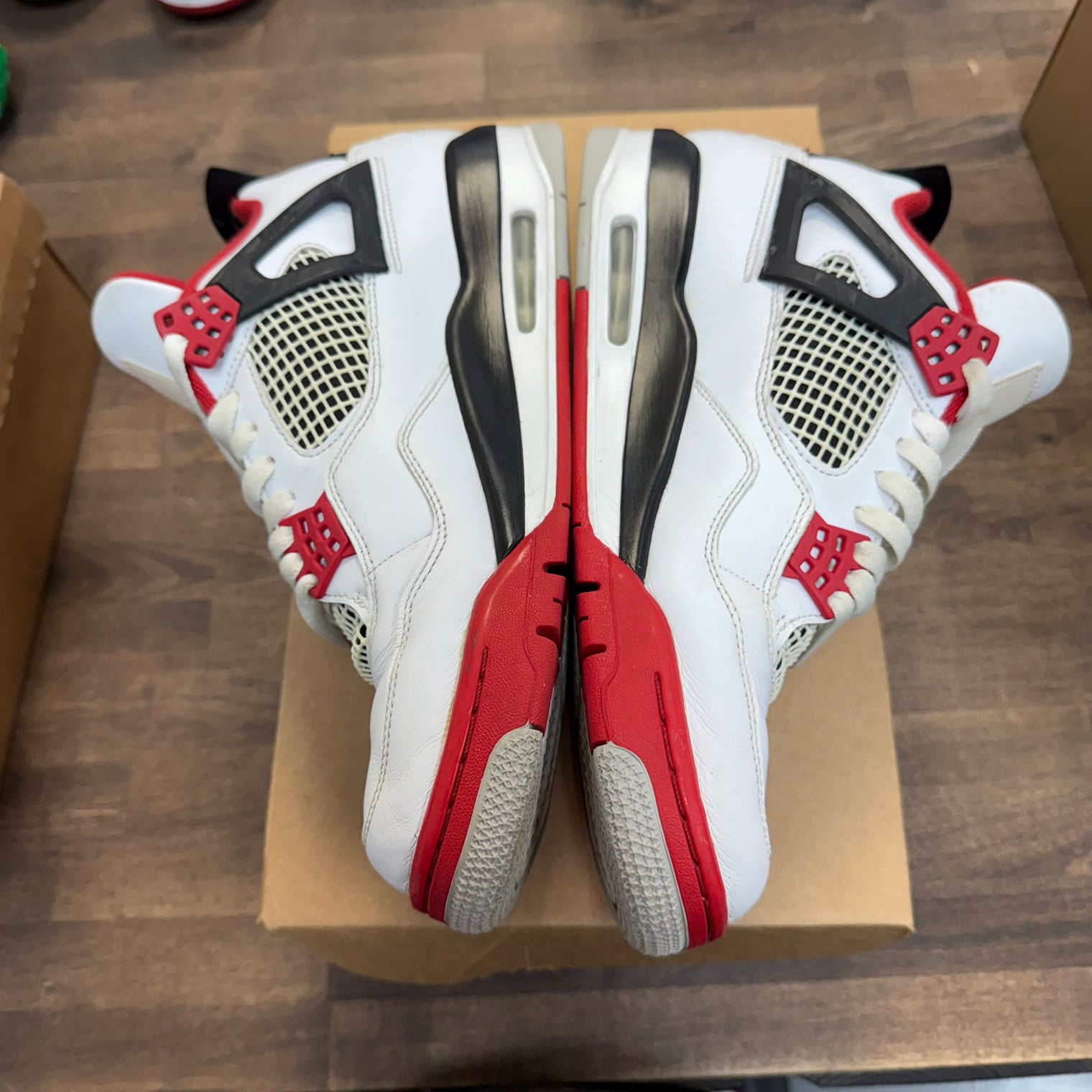 Fire Red Jordan 4 (2020) (USED,No Box)