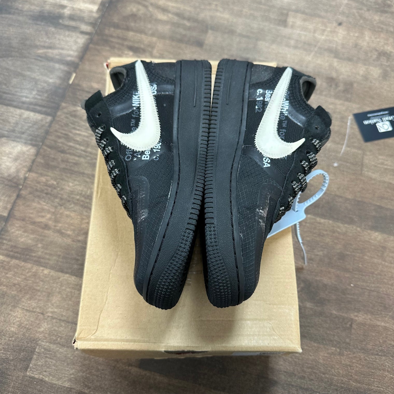 Black Off-White Air Force 1 Low (USED)