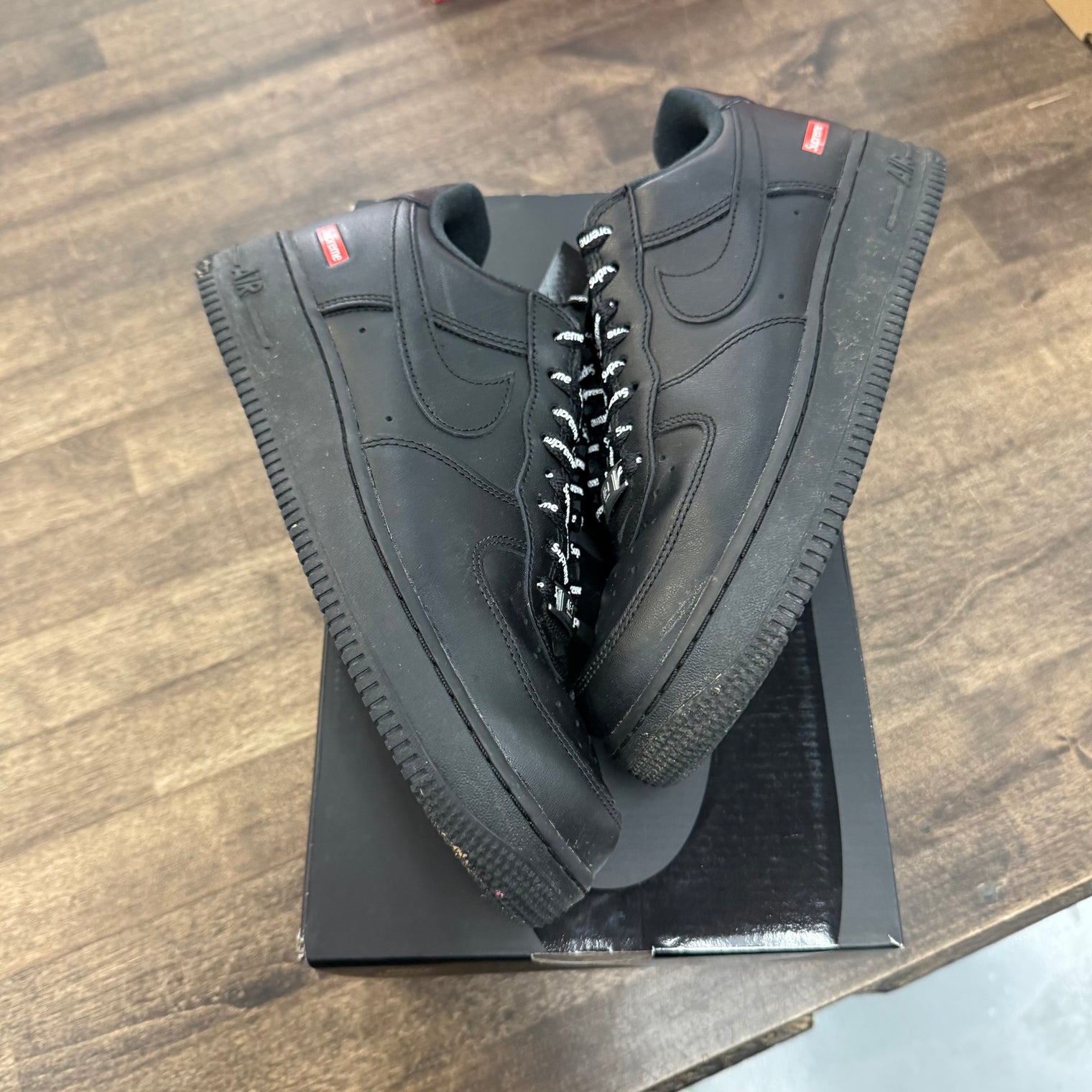 Supreme Black Air Force 1 Low (USED)