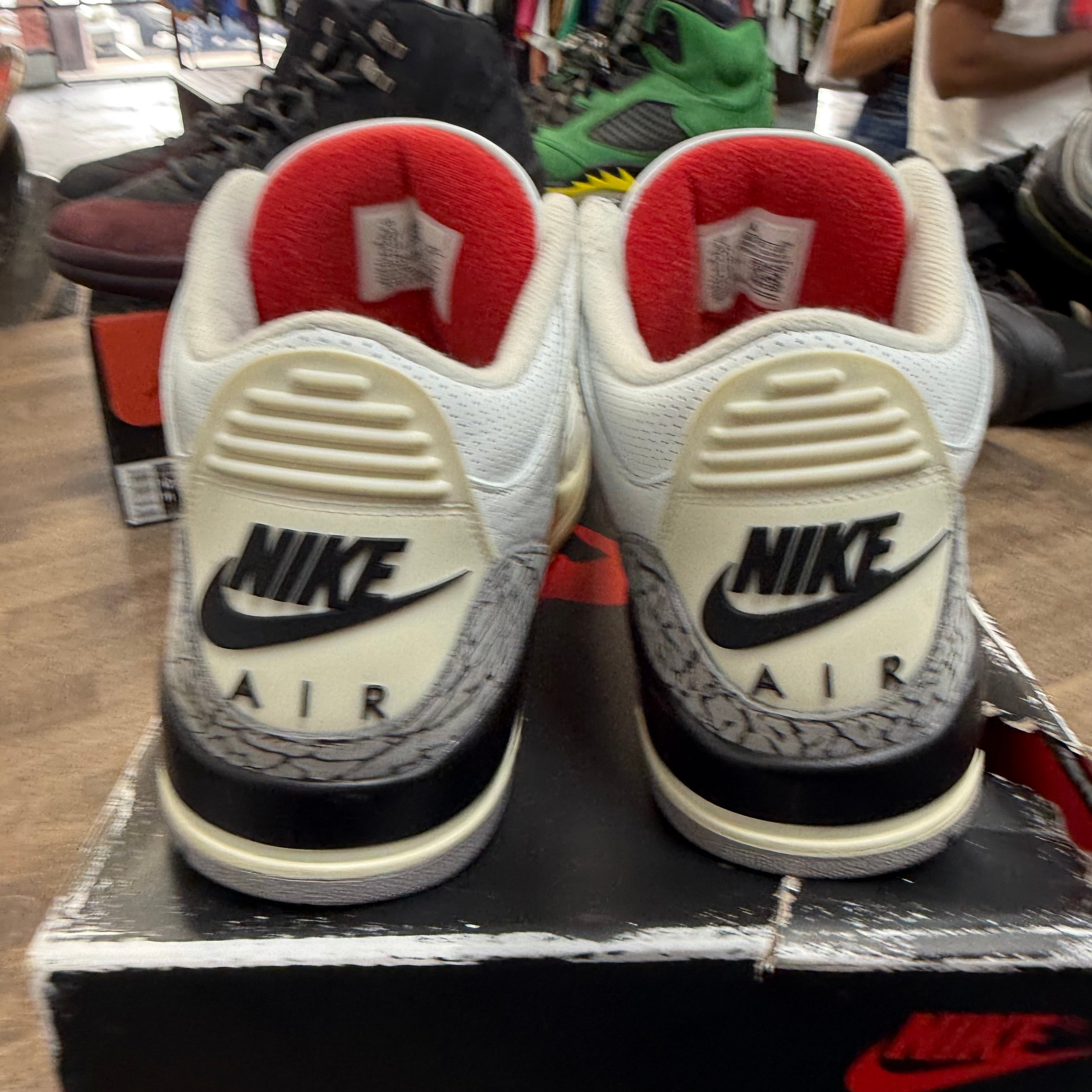 Jordan Reimagined White Cement Jordan 3 Retro (USED) Size 9.5 (Pre-Owned) - Image 4