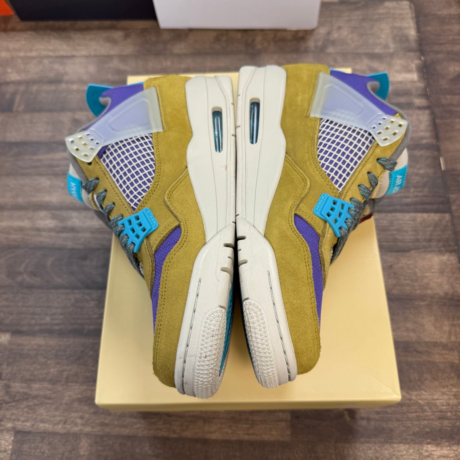 Union Desert Moss Jordan 4 SP (USED, No Insoles)