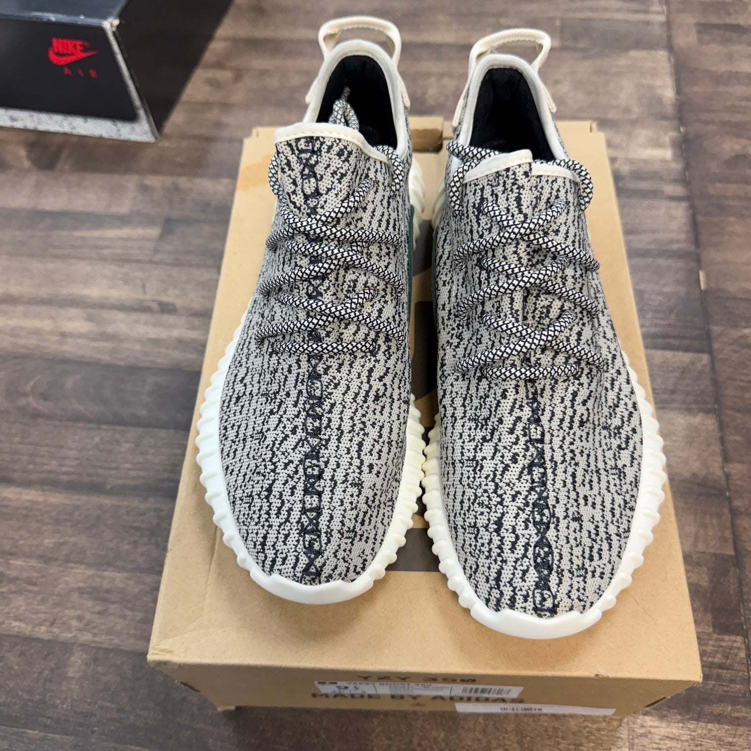 Turtledove Yeezy 350 (Lightly Worn)
