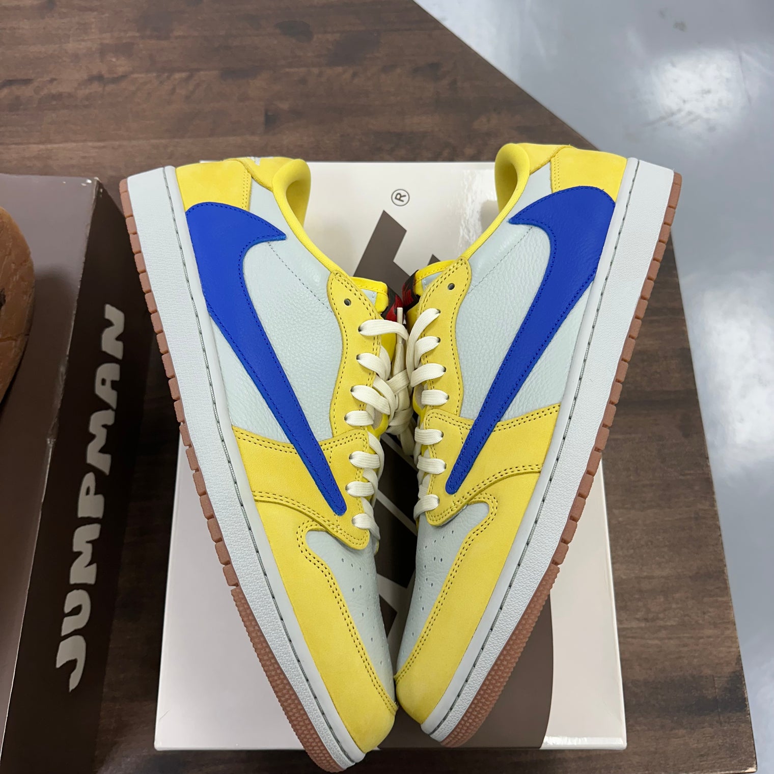 Travis Scott Canary Jordan 1 Low OG SP (W) (USED)