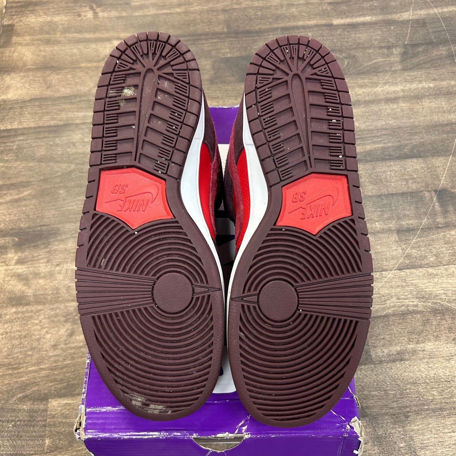 Cherry SB Dunk Low (USED)