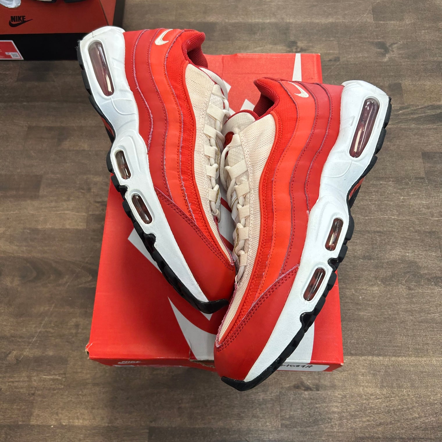 Picante Red Air Max 95 (USED)