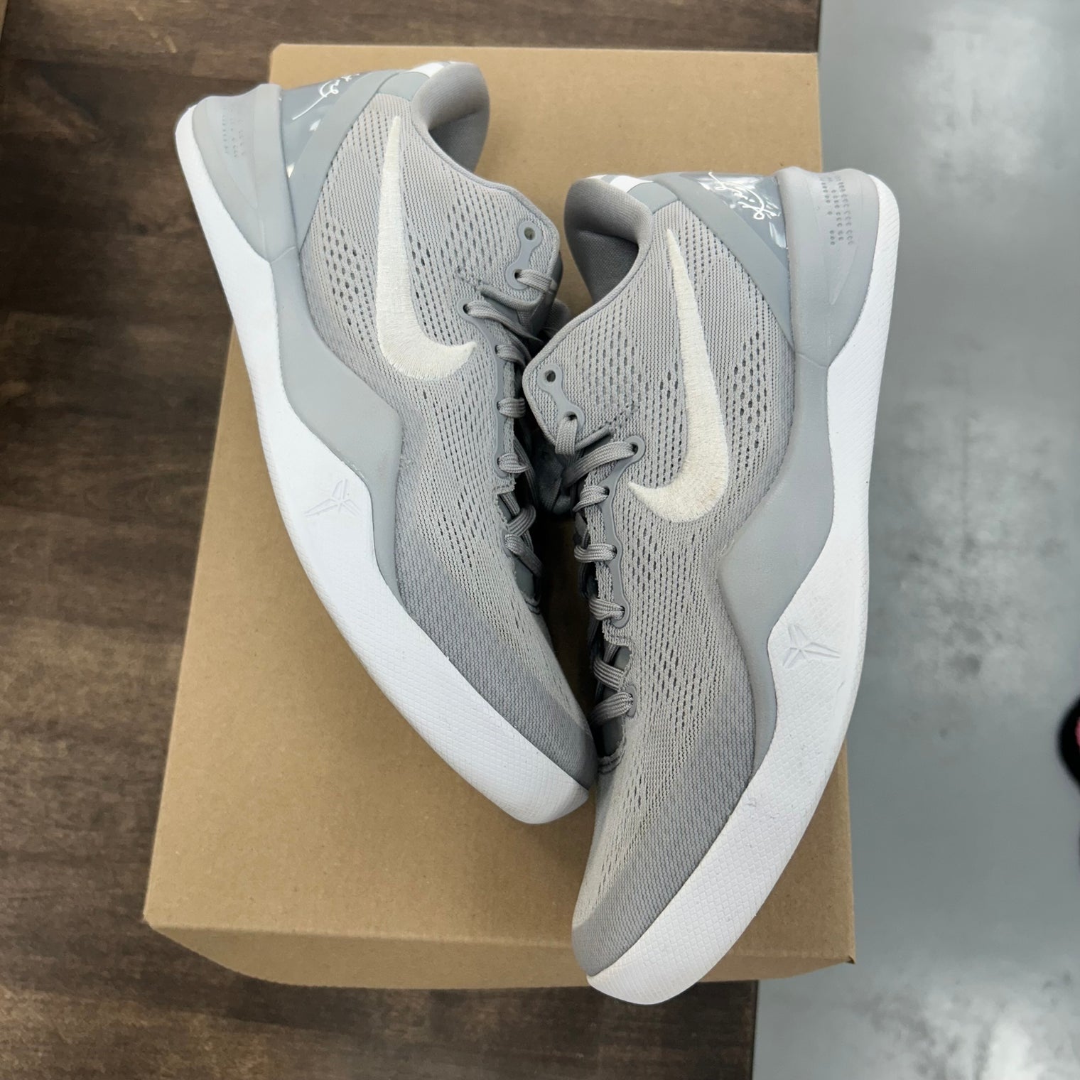 Wolf Grey Kobe 8 Protro (USED,No Box)