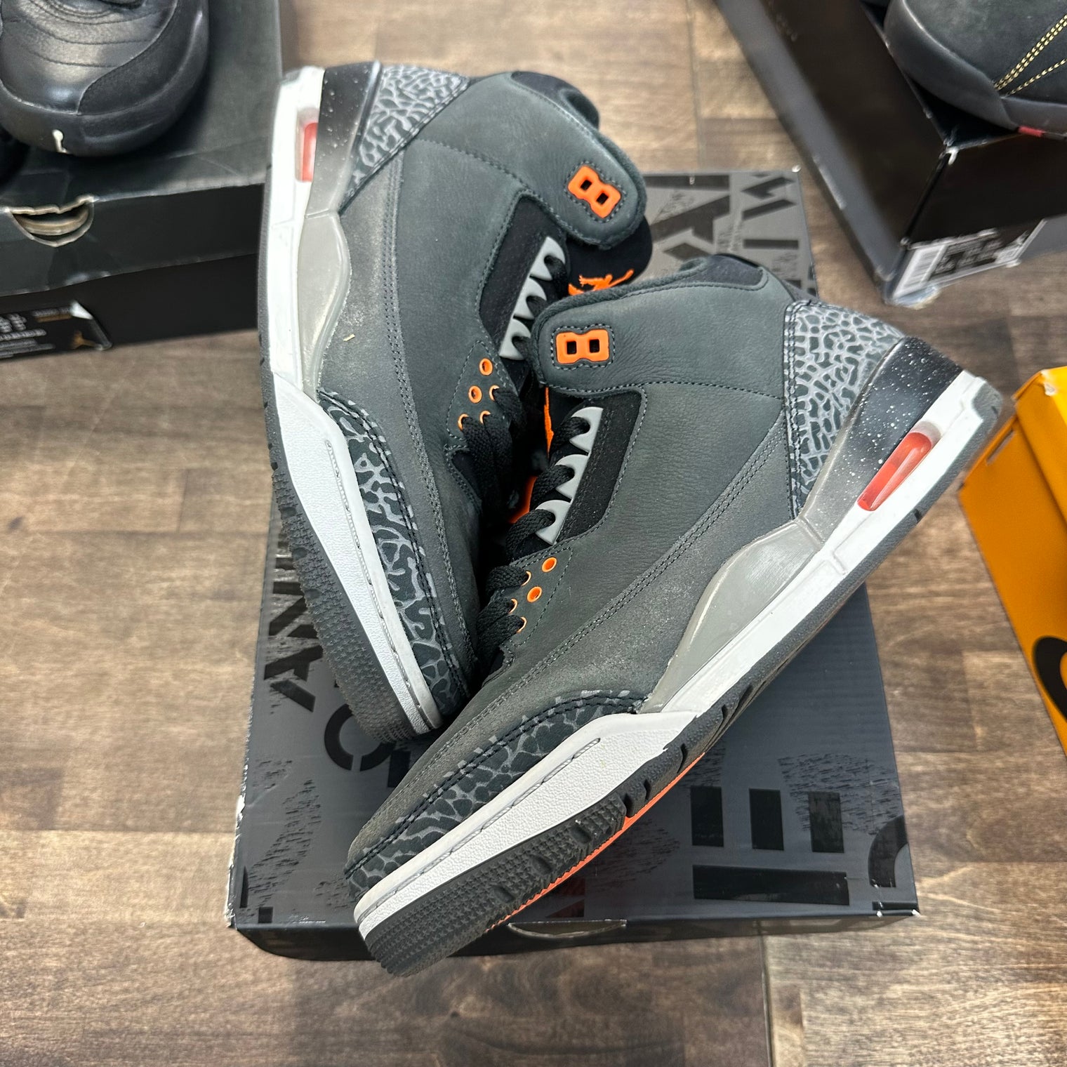 Air Jordan 3 Retro Fear (2023) (USED)