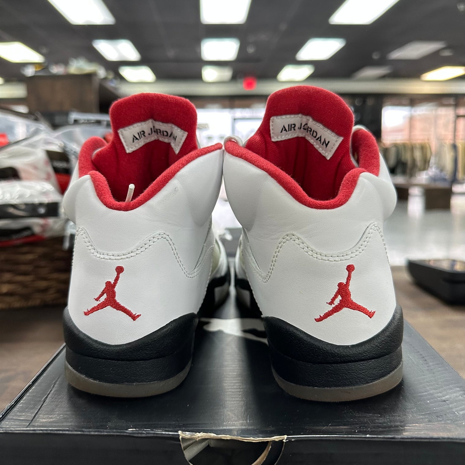 Jordan 5 Retro Fire Red 2013 (US 4.5Y) (USED)