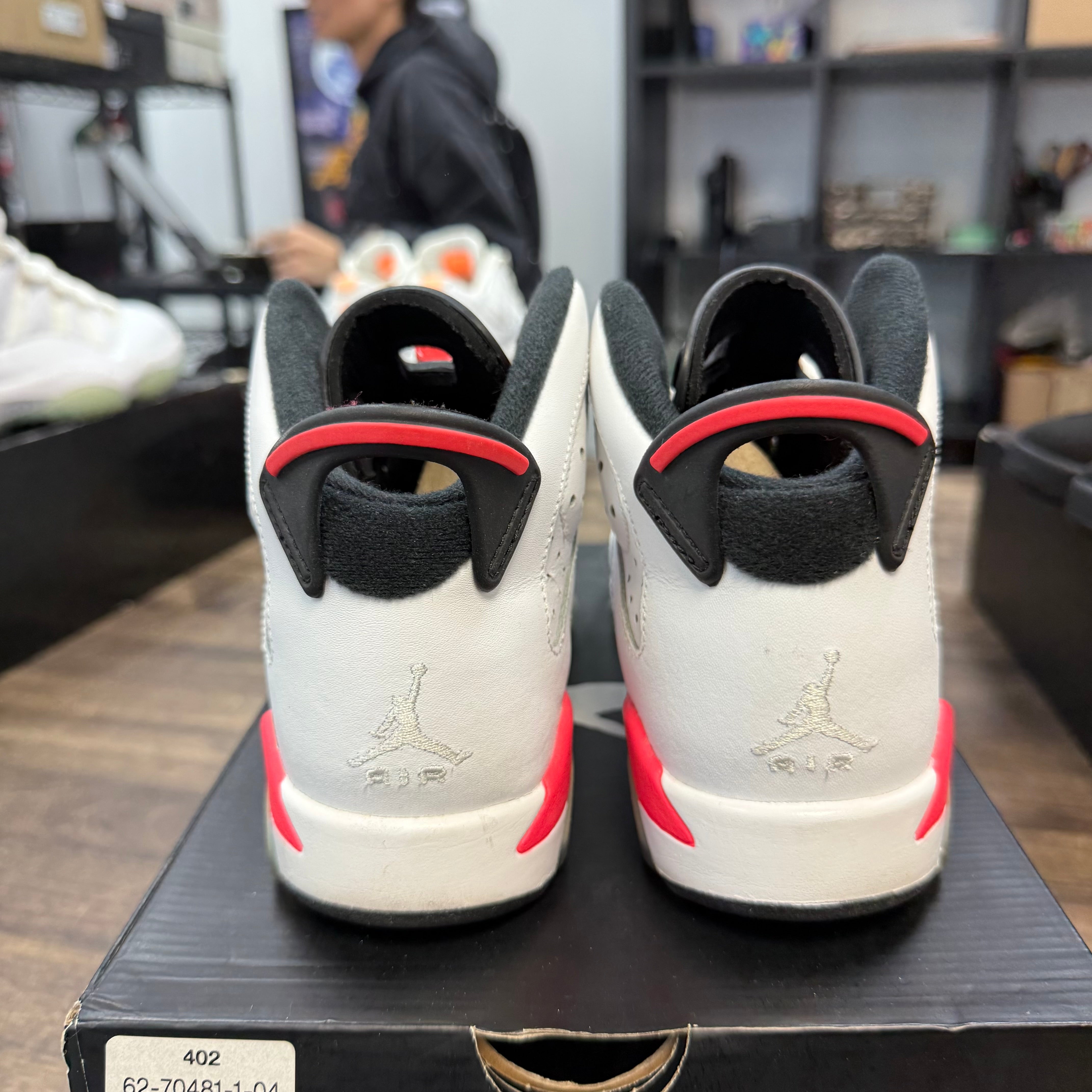 Jordan White Infrared Jordan 6 Retro (GS) (2014) (USED) Size 4.5Y (Pre-Owned) - Image 4