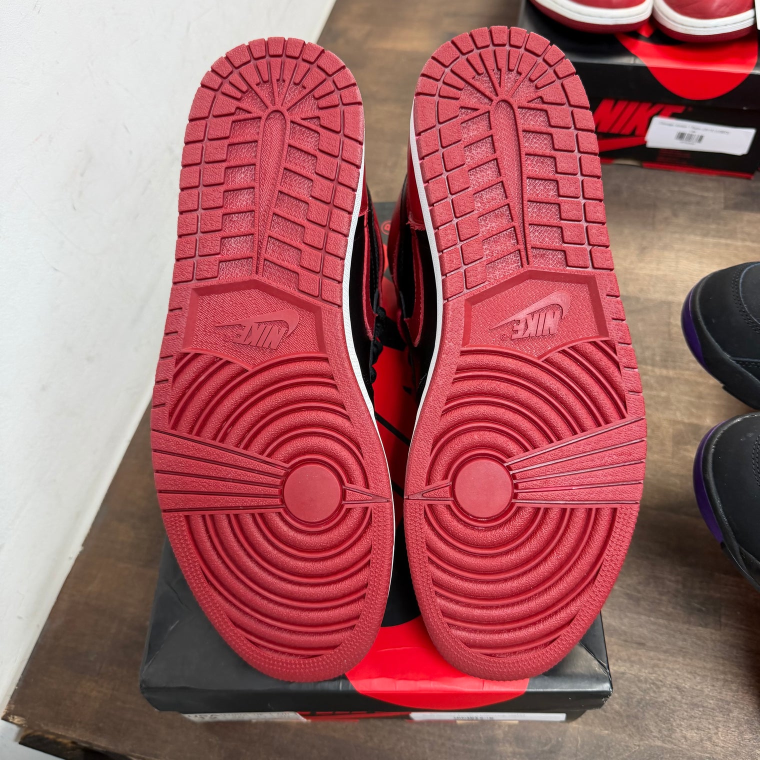 Bred Jordan 1 Retro (2013) (USED)