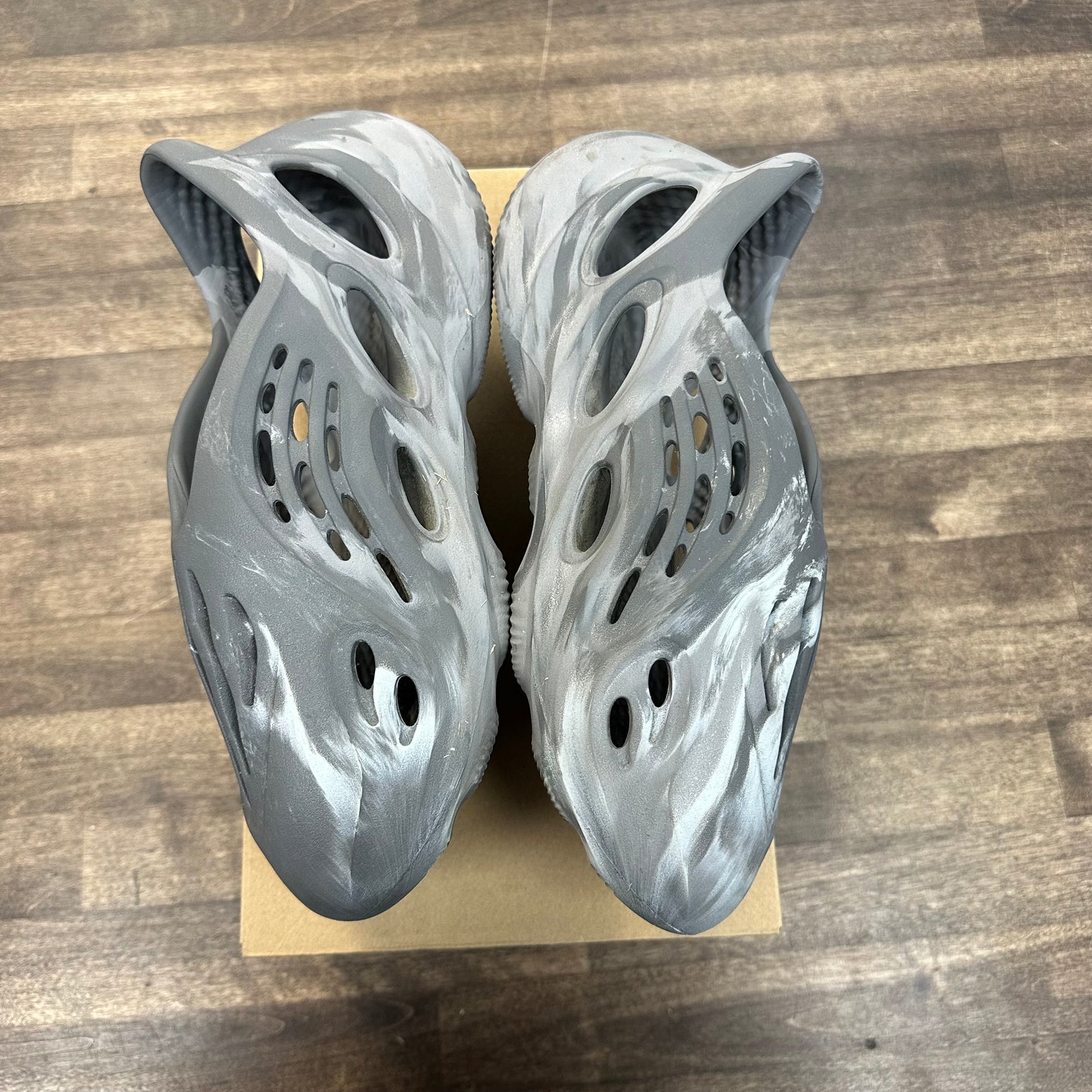 Adidas Yeezy Foam RNNR MX Granite (Used)