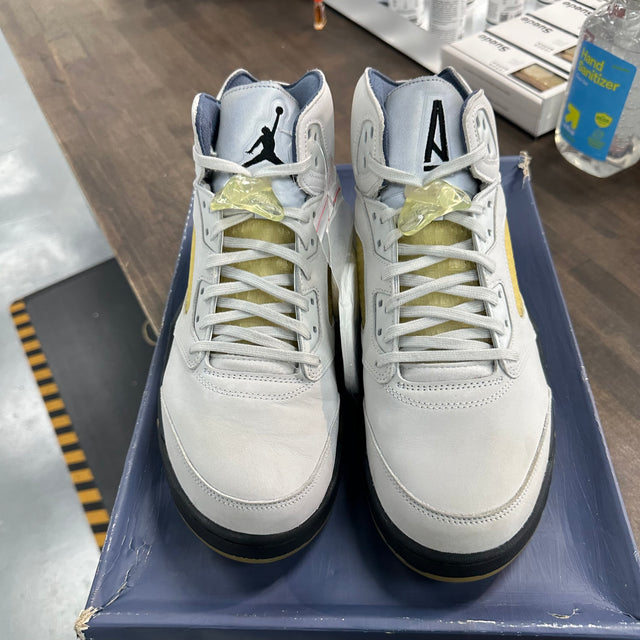 A Ma Maniere Jordan 5 Dawn (Lightly Worn)