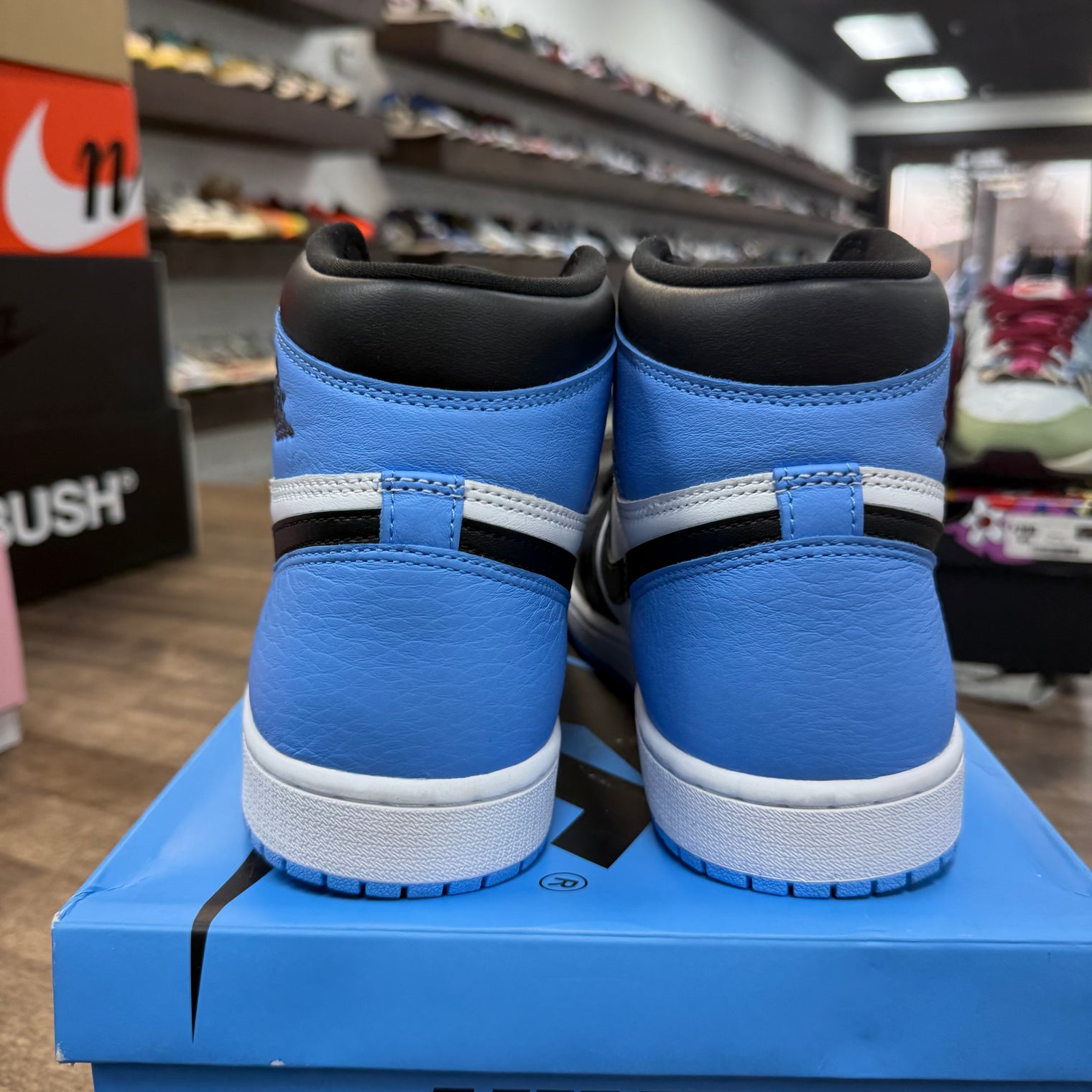 UNC Toe Jordan 1 High Retro (USED)