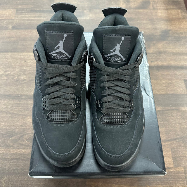 Black Cat Jordan 4 (Lightly Worn)