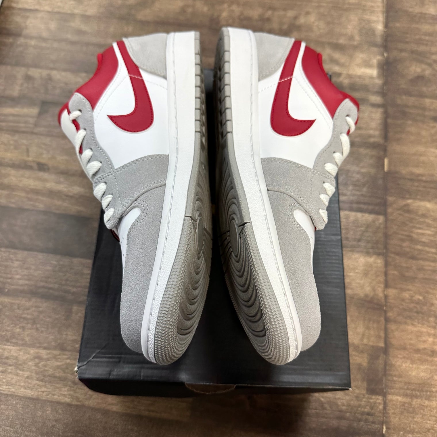 Smoke Grey Jordan 1 Low (USED)