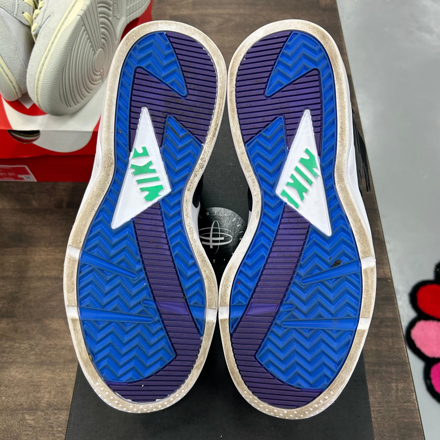 White Varsity Purple Air Flight Huarache OG (2023) (USED)