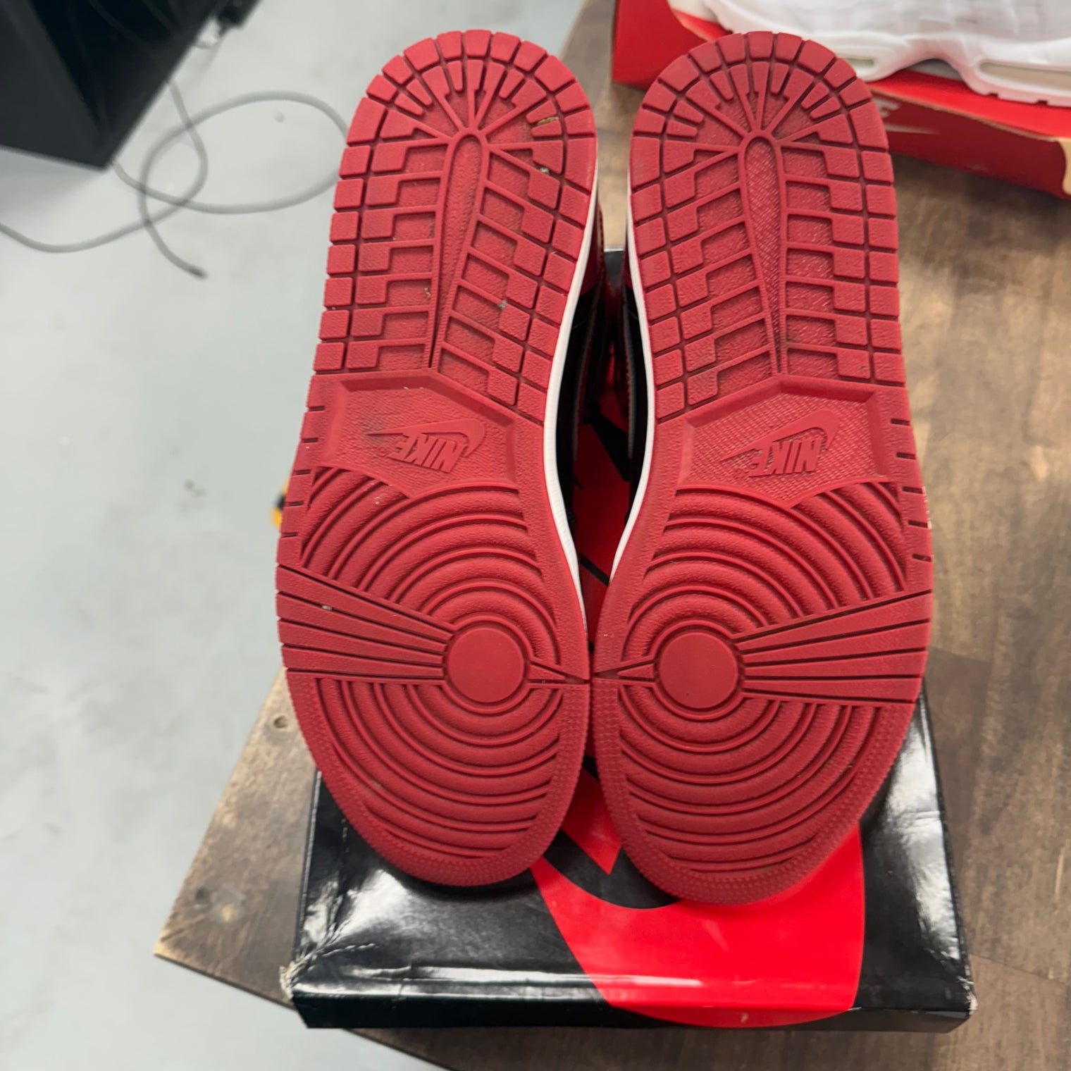 Patent Bred Jordan 1 High (USED)