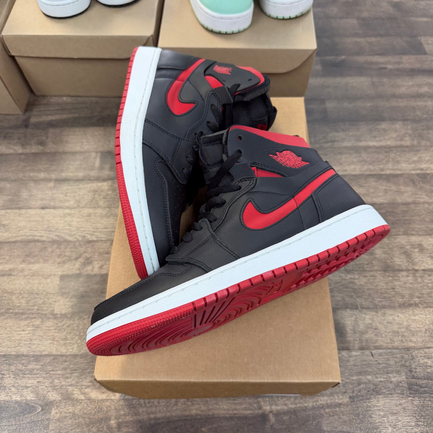 Bred Jordan 1 High Zoom CMFT (W) (USED, No Box)