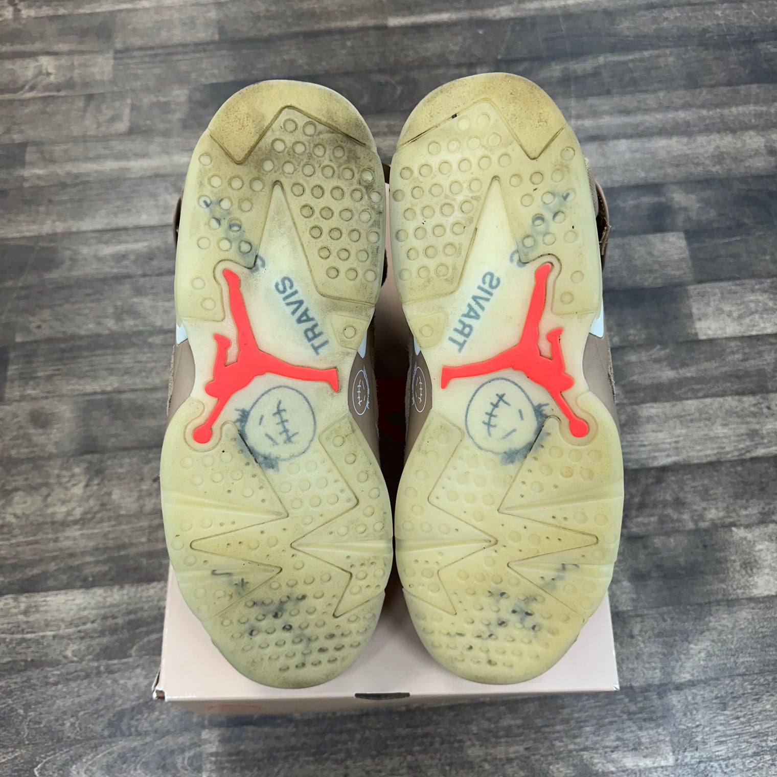 British Khaki Travis Scott Jordan 6 Retro (USED)