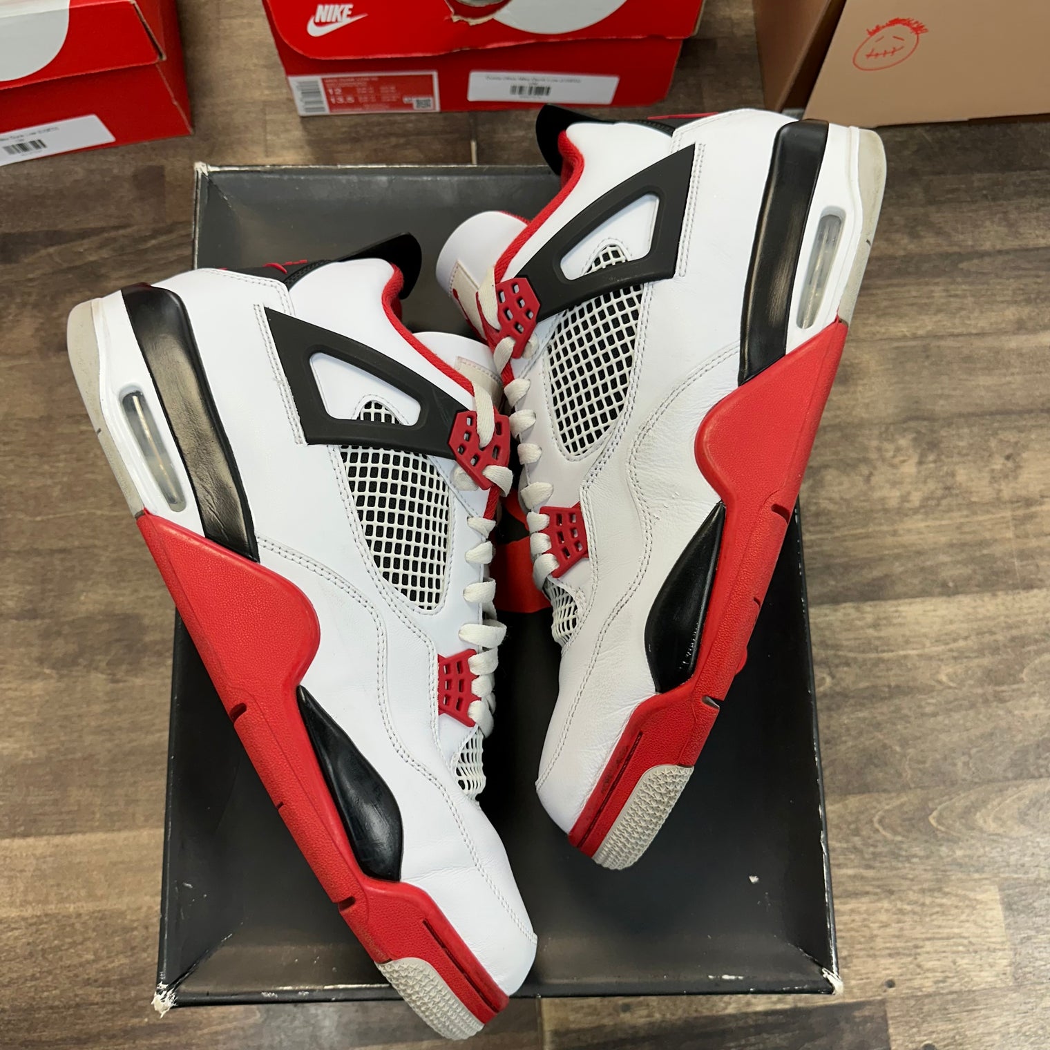 Fire Red Jordan 4 Retro (2020) (USED)