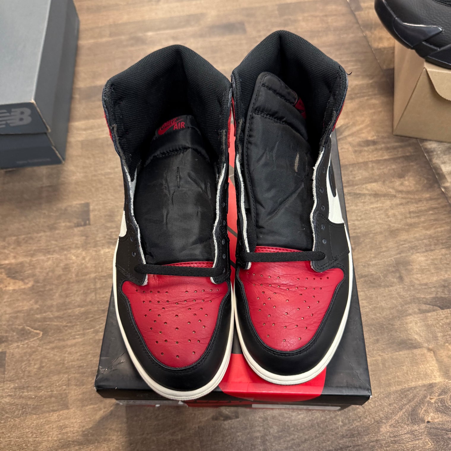 Bred Toe Jordan 1 High (USED)
