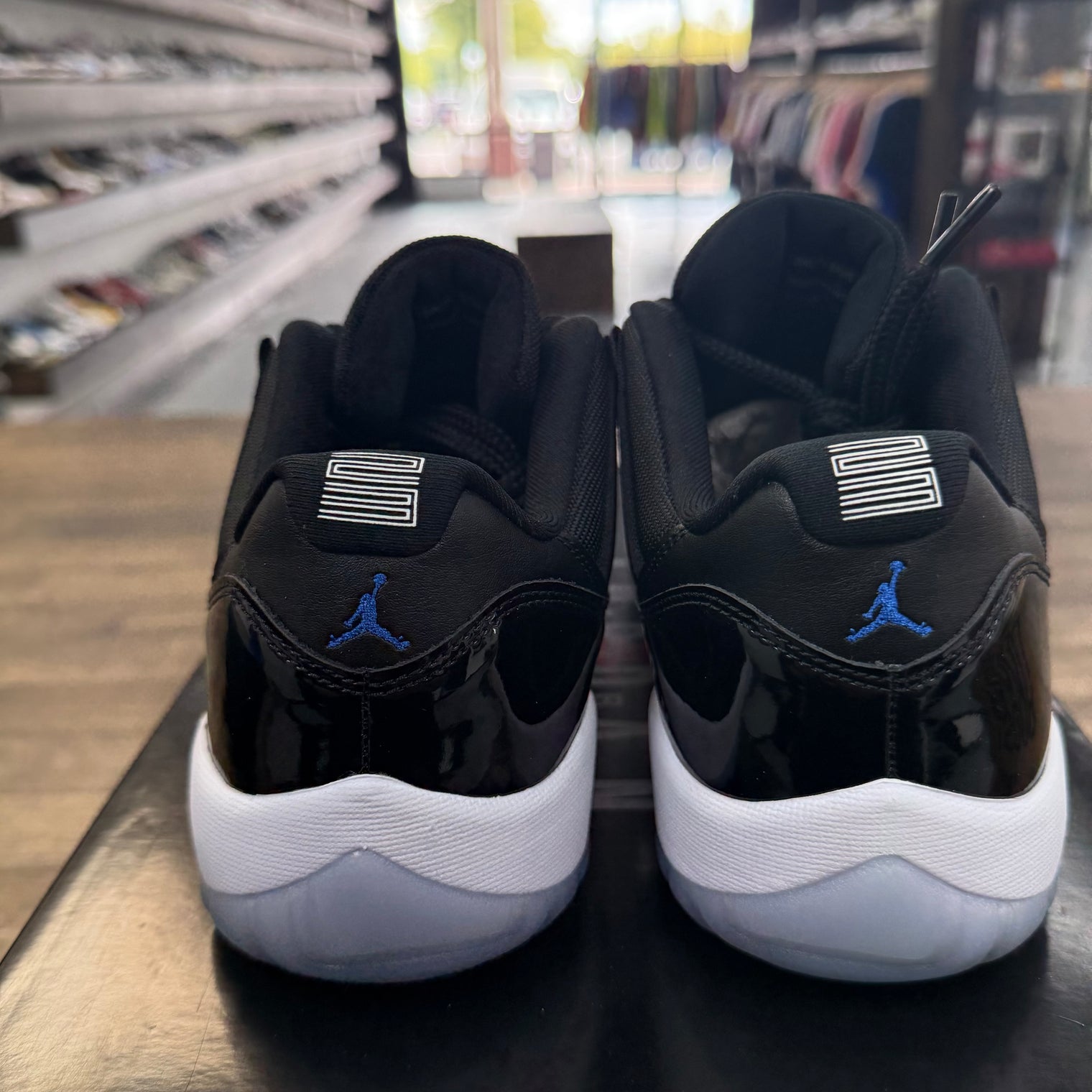 Space Jam Jordan 11 Low (USED)