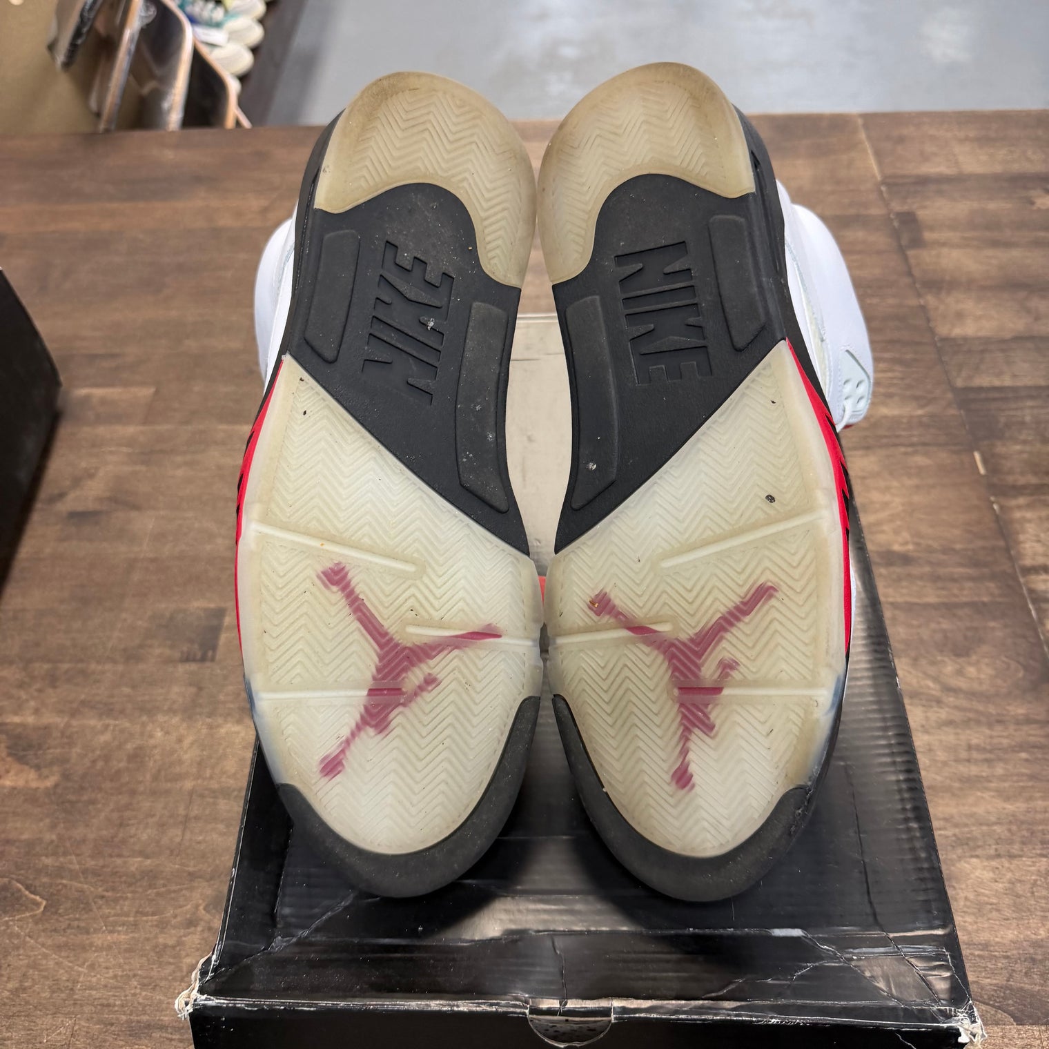 Fire Red Silver Tongue Jordan 5 Retro (2020) (USED)