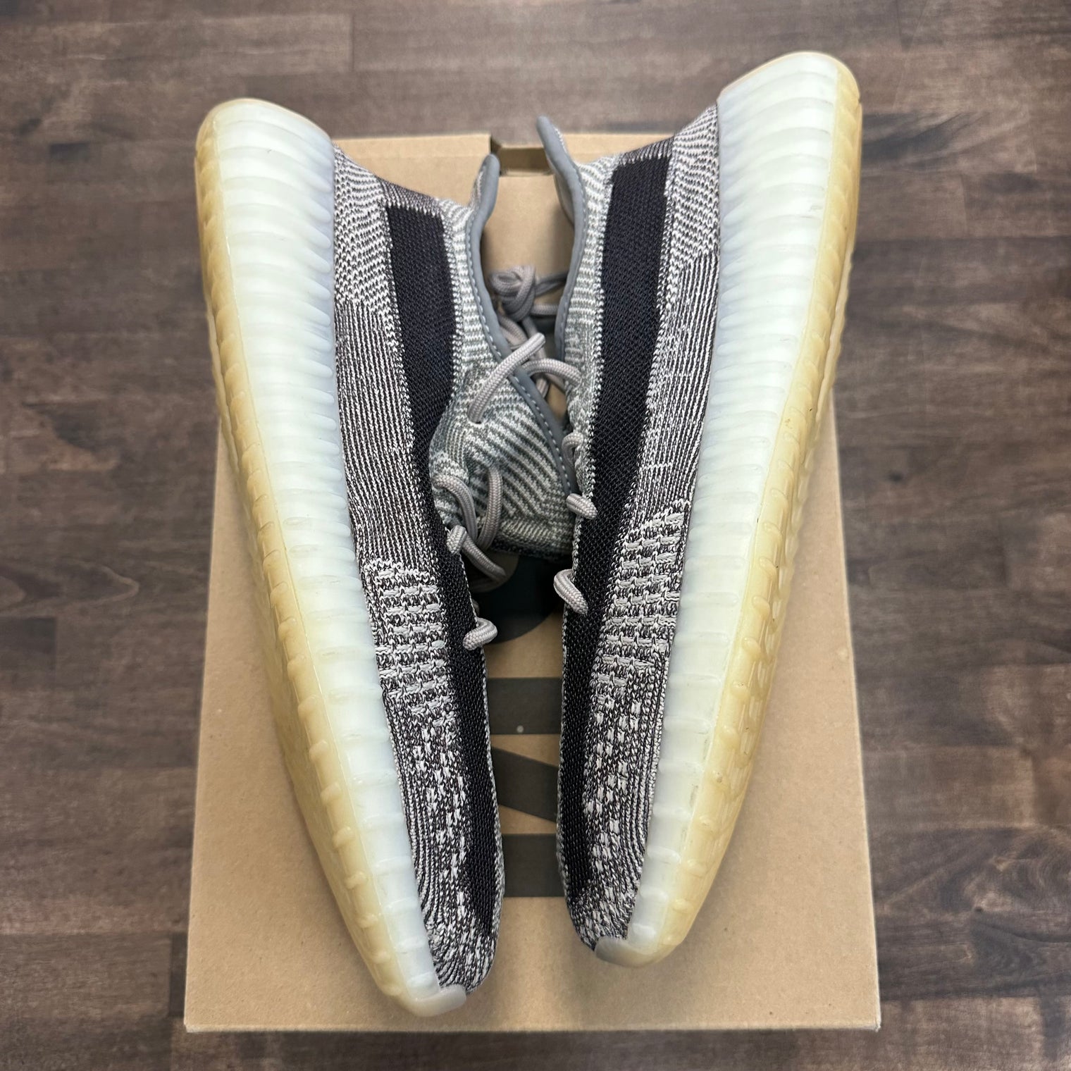 Yeezy Boost 350 V2 Zyon (USED)