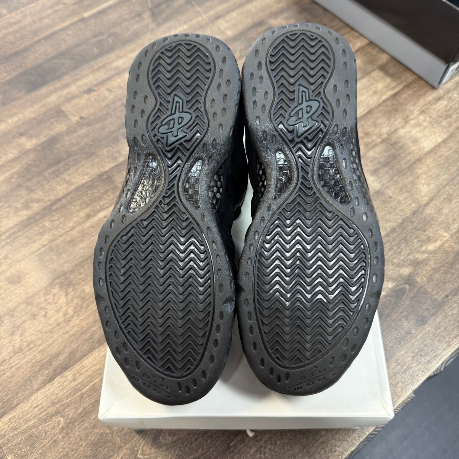 Nike Air Foamposite One Black Suede (Used)