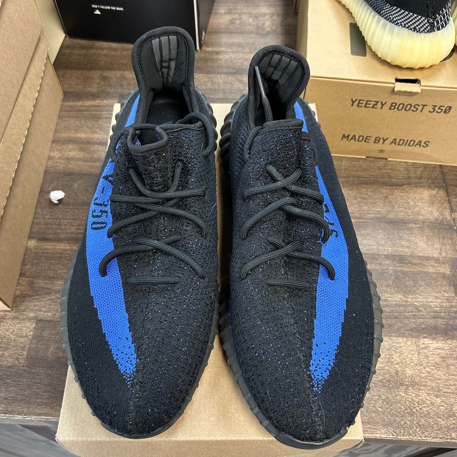 Dazzling Blue Yeezy 350 (USED,No Box)