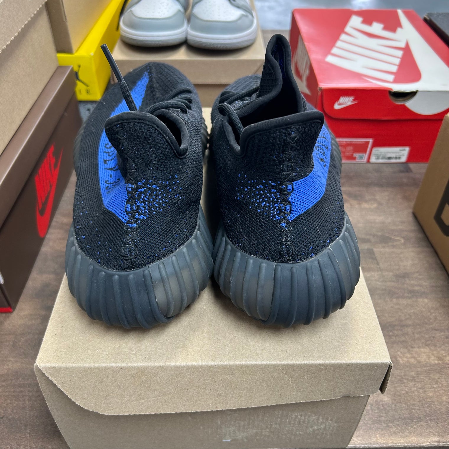 Dazzling Blue Yeezy 350 (USED,No Box)