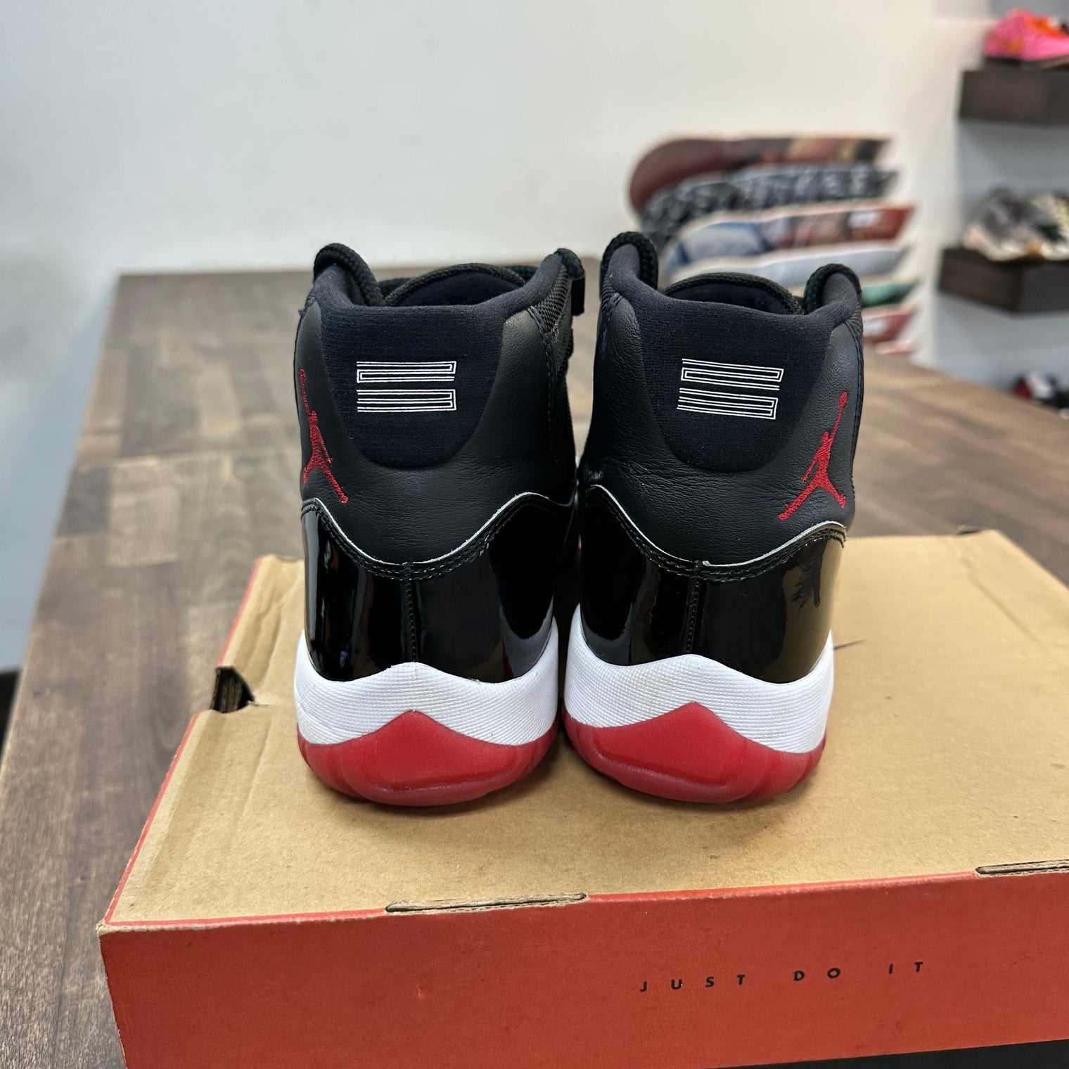 Jordan 11 Retro Bred (2019) (Used)