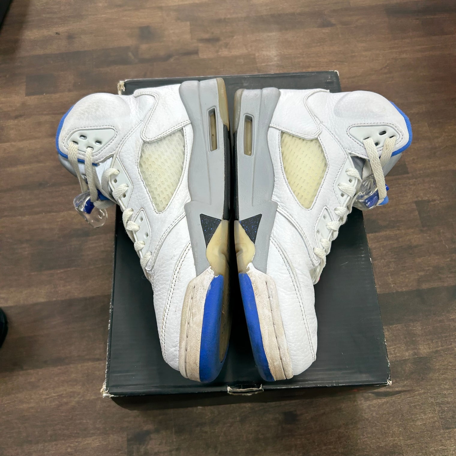 Stealth 2.0 Jordan 5 Retro (USED)