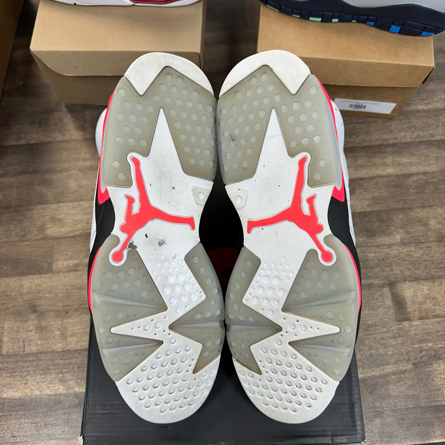 Infrared White Jordan 6 Retro Low (USED)