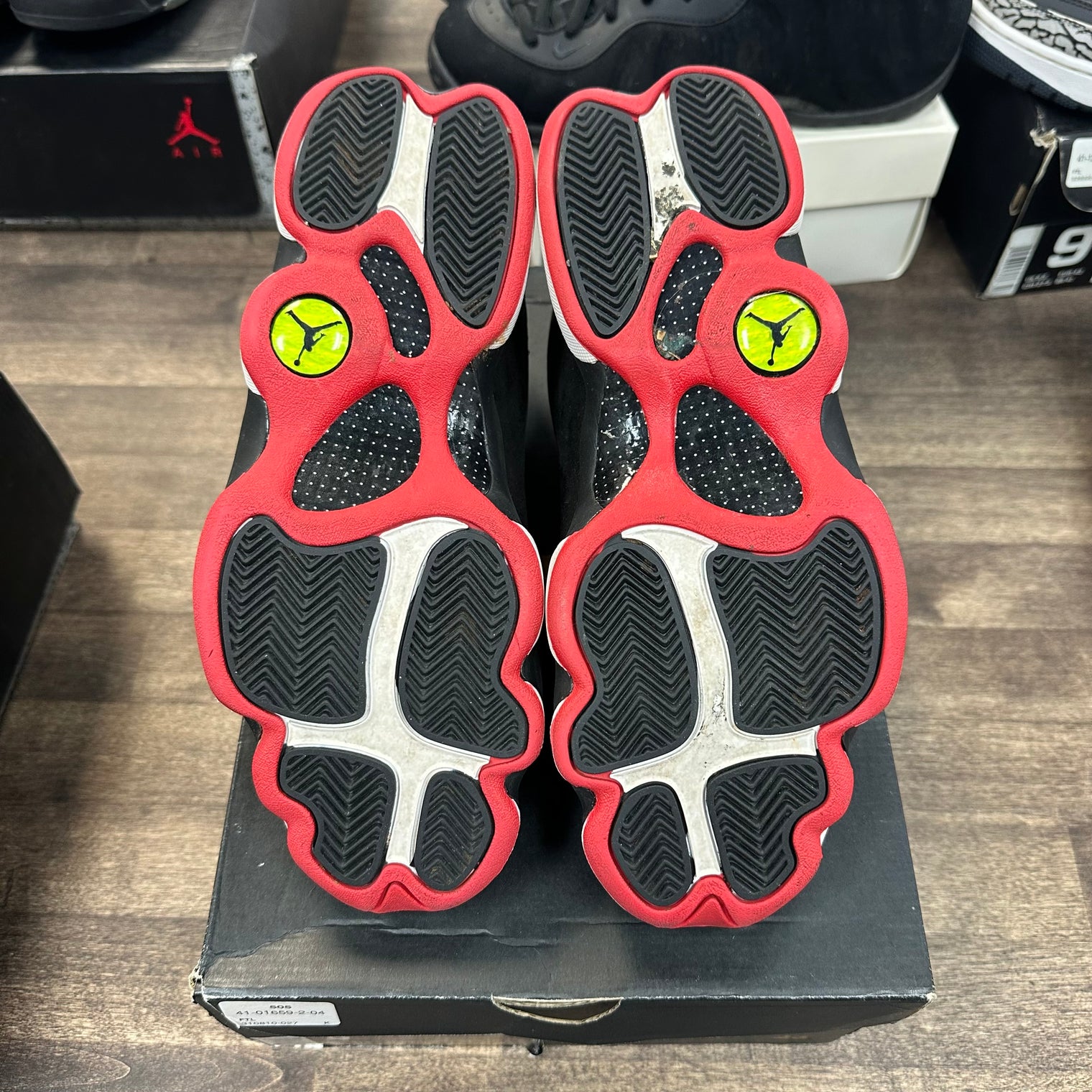 Bred Jordan 13 Retro Low (USED)